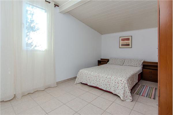 Apartment A1, for 6 persons