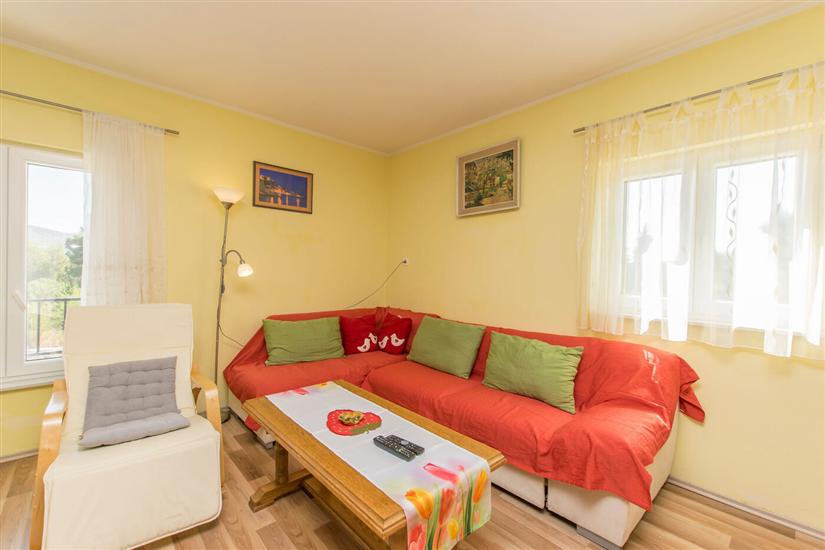 Apartment A1, for 6 persons