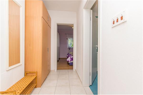 Apartment A1, for 6 persons
