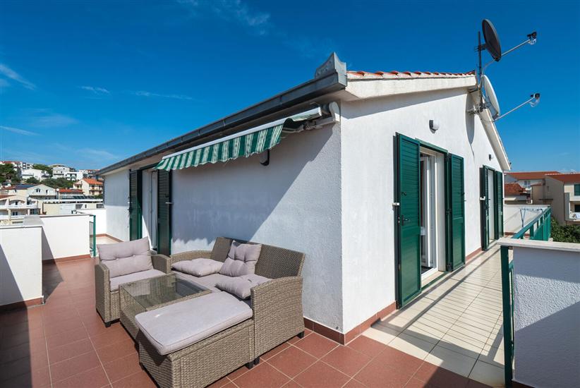 Apartment A2, for 5 persons