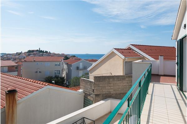 Apartment A2, for 5 persons