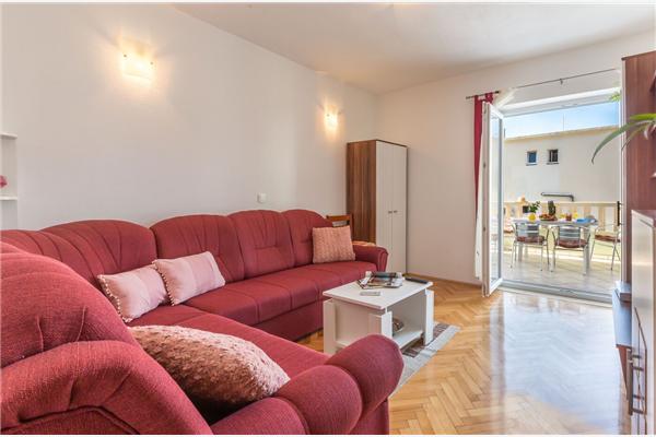 Apartment A2, for 6 persons