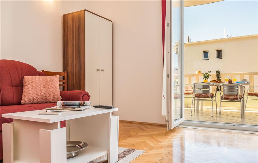 Apartment A2, for 6 persons