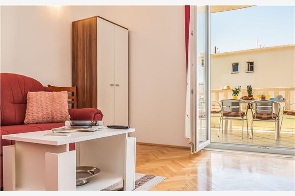 Apartment A2, for 6 persons