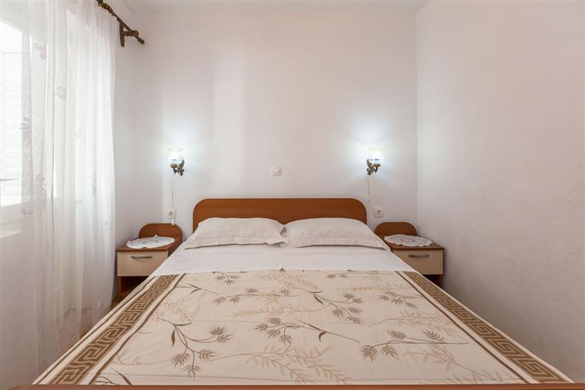 Apartment A2, for 6 persons