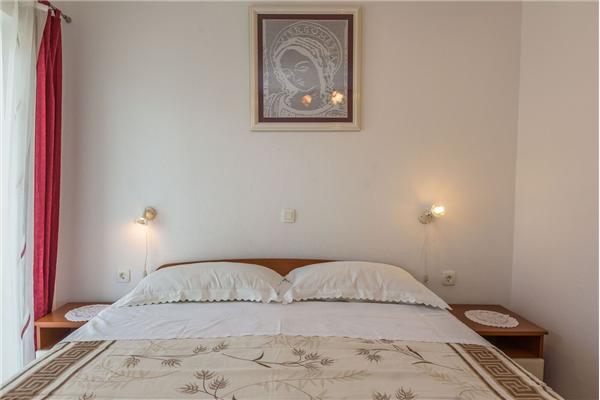 Apartment A2, for 6 persons