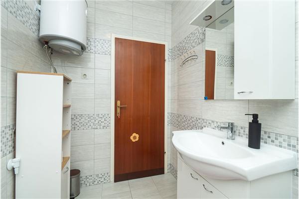 Apartment A1, for 5 persons