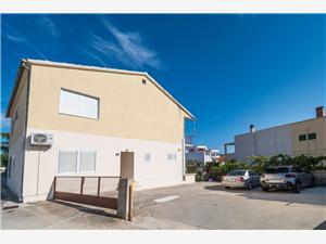 Апартамент Davorka Primosten, квадратура 70,00 m2, Воздух расстояние до центра города 450 m