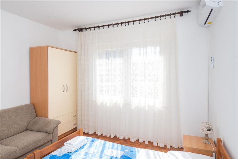 Apartment A1, for 7 persons
