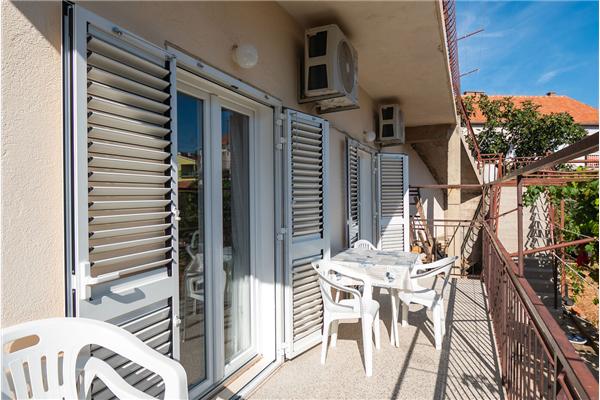 Apartment A1, for 7 persons