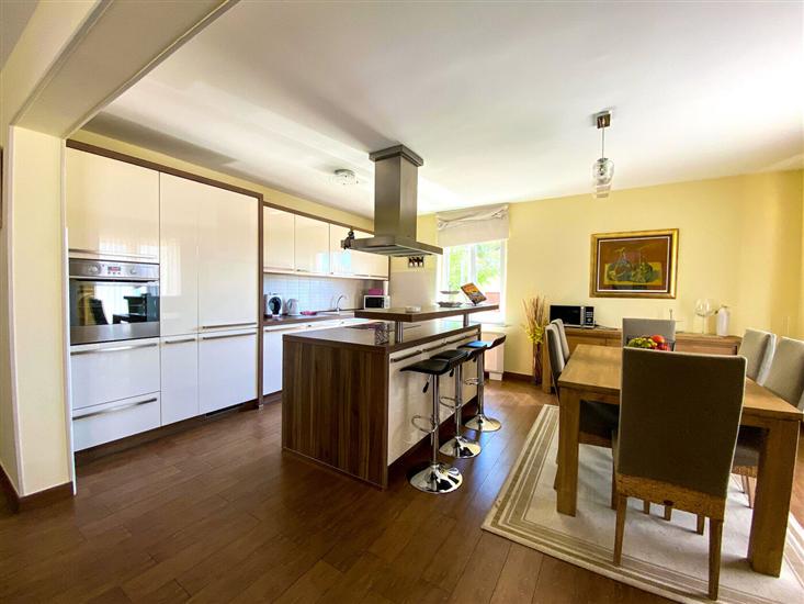 Apartment A8, for 6 persons