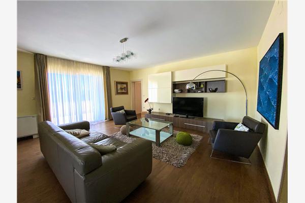 Apartment A8, for 6 persons