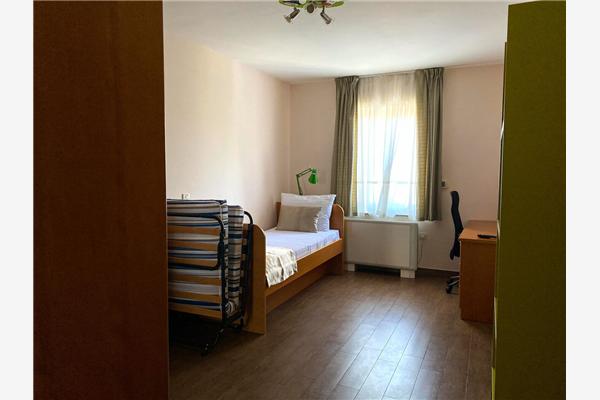 Apartment A8, for 6 persons