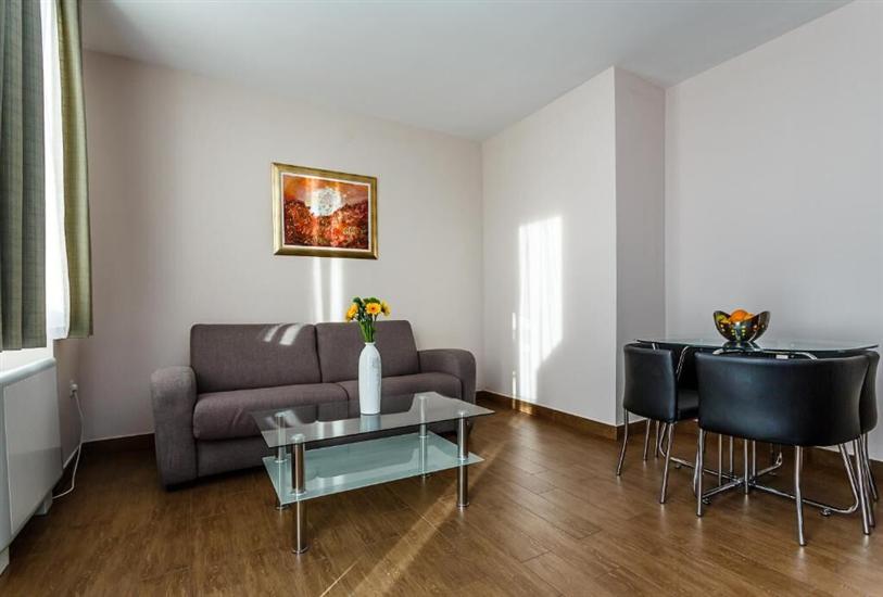 Apartment A4, for 4 persons