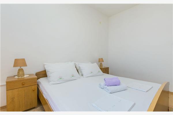 Apartment A1, for 6 persons