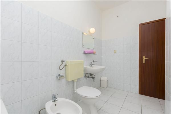 Apartment A1, for 6 persons