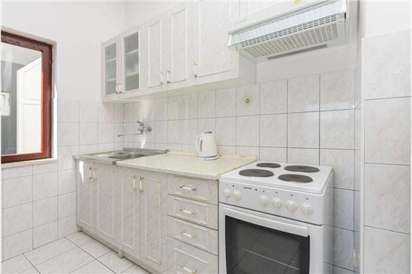 Apartment A1, for 6 persons
