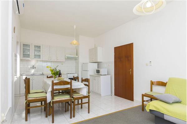Apartment A1, for 6 persons