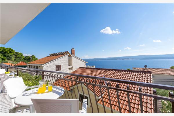 Apartment A1, for 6 persons