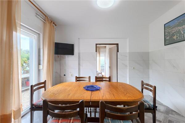 Apartment A1, for 8 persons