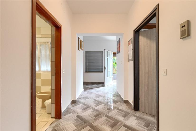 Apartment A1, for 8 persons