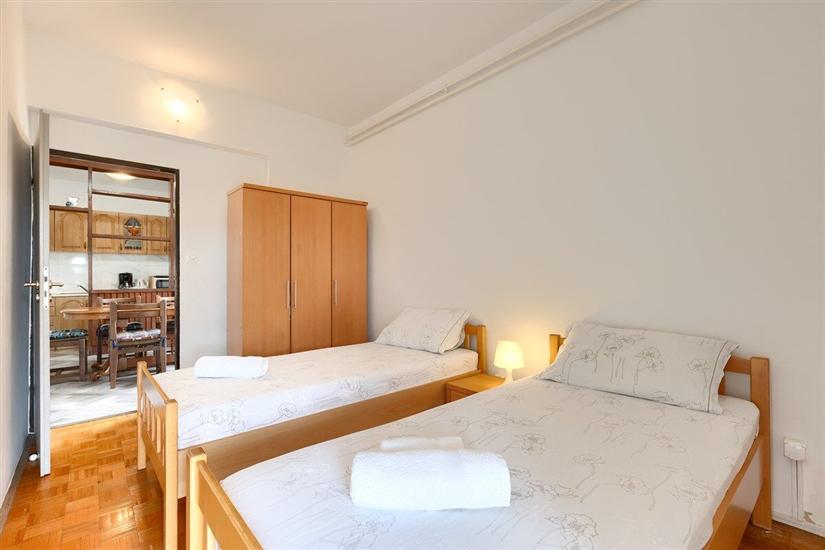 Apartment A1, for 8 persons