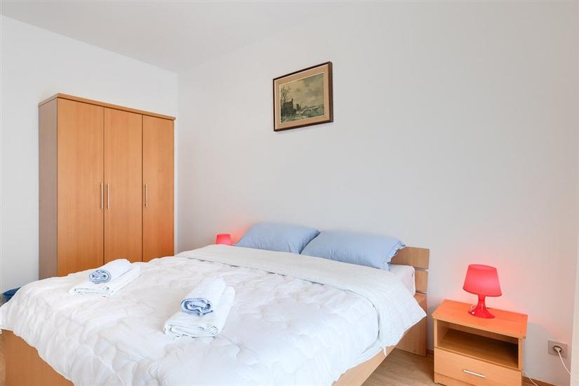 Apartment A1, for 8 persons