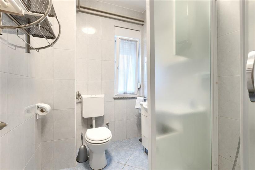 Apartment A1, for 8 persons