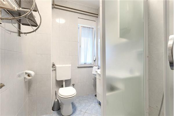 Apartment A1, for 8 persons