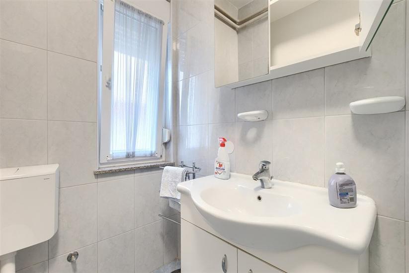 Apartment A1, for 8 persons