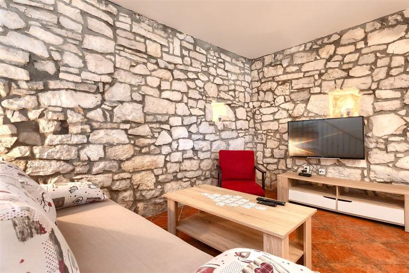 House K1, for 10 persons