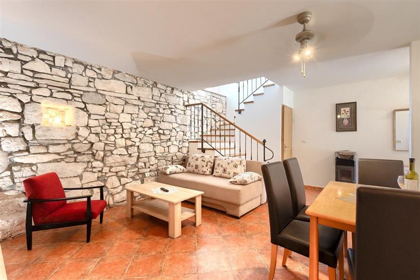 House K1, for 10 persons