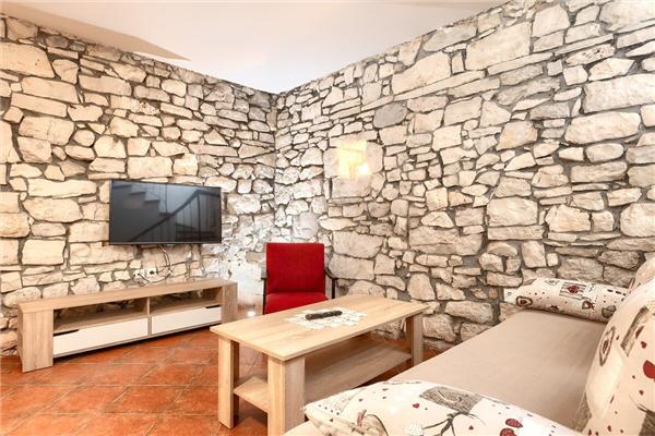 House K1, for 10 persons