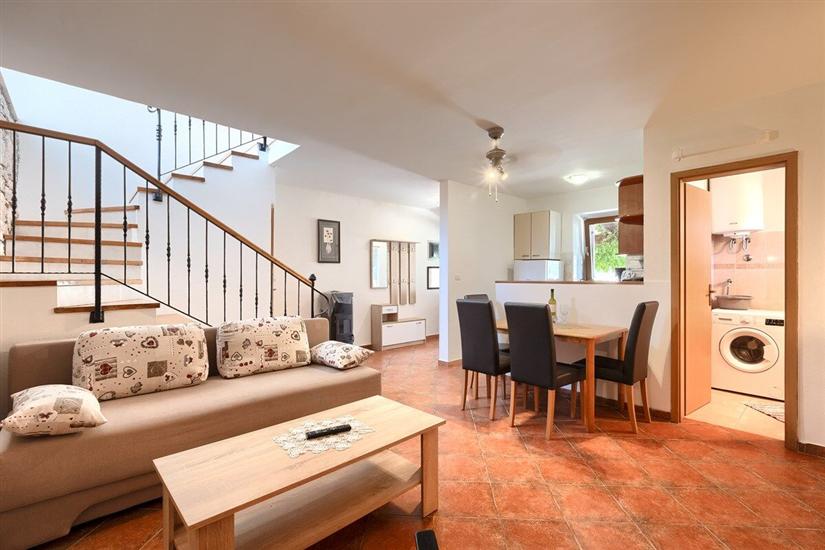 House K1, for 10 persons