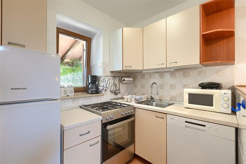 House K1, for 10 persons