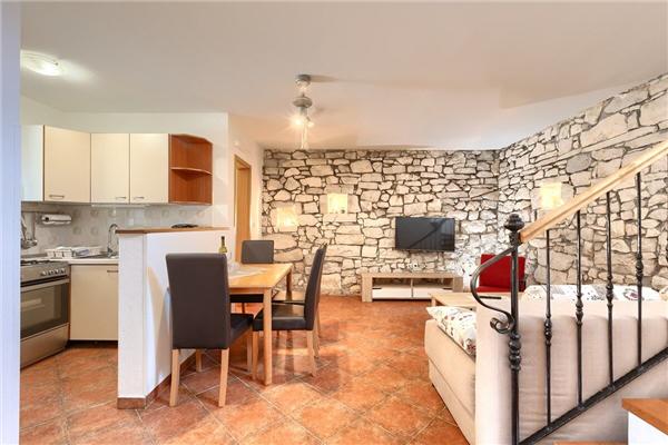 House K1, for 10 persons