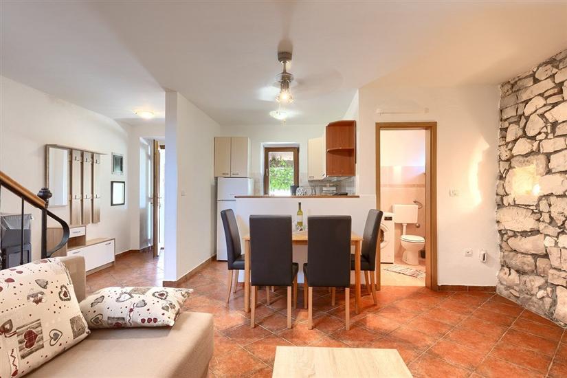 House K1, for 10 persons