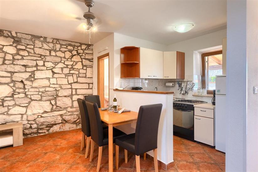 House K1, for 10 persons