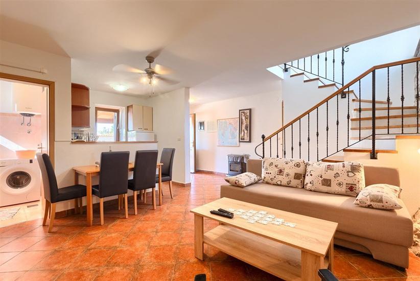 House K1, for 10 persons