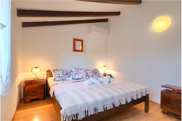 House K1, for 10 persons