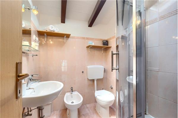 House K1, for 10 persons