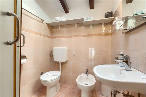 House K1, for 10 persons