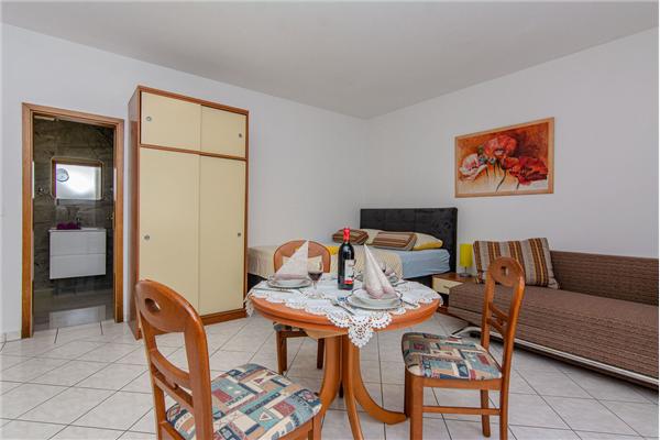 Apartment A1, for 3 persons