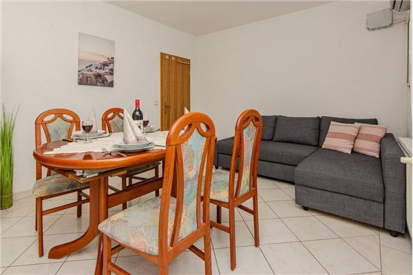 Apartment A2, for 4 persons