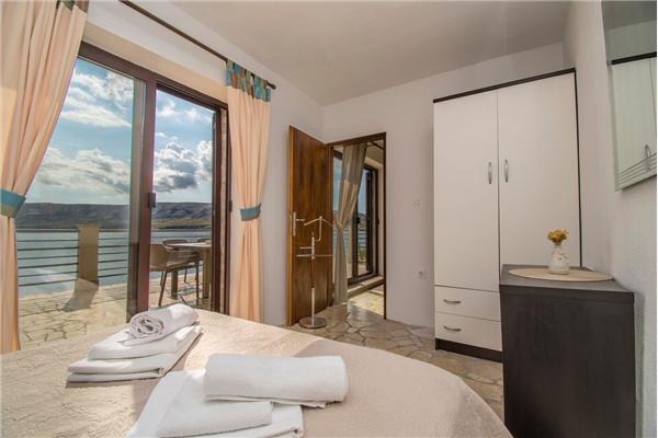 Apartment A1, for 5 persons