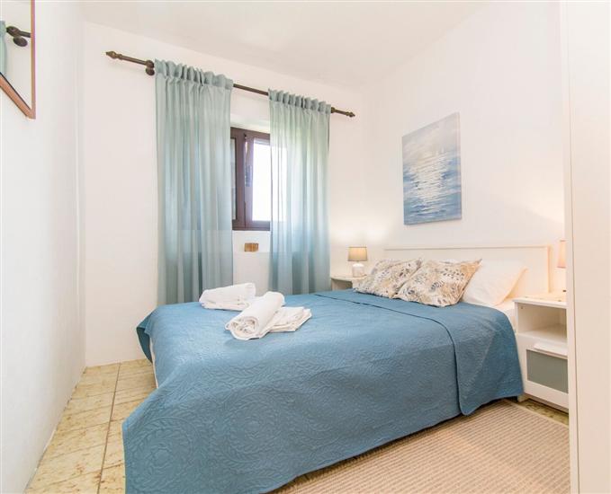 Apartment A1, for 5 persons