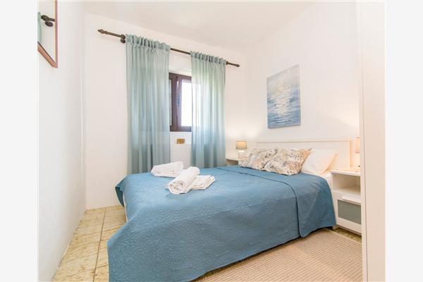 Apartment A1, for 5 persons