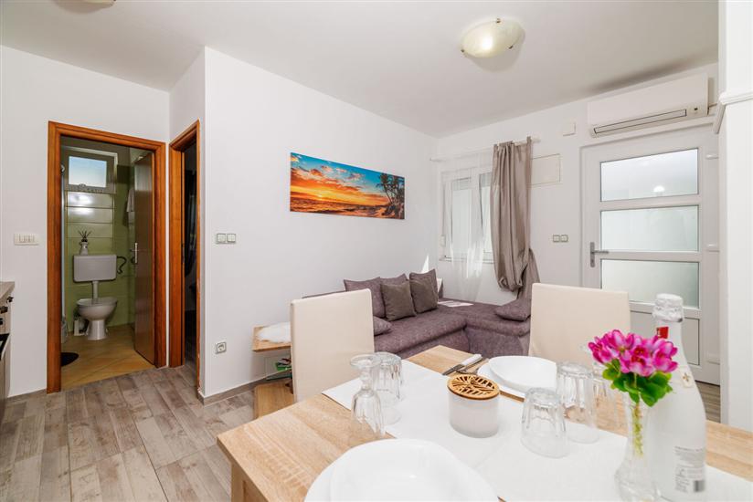 Apartment A1, for 3 persons