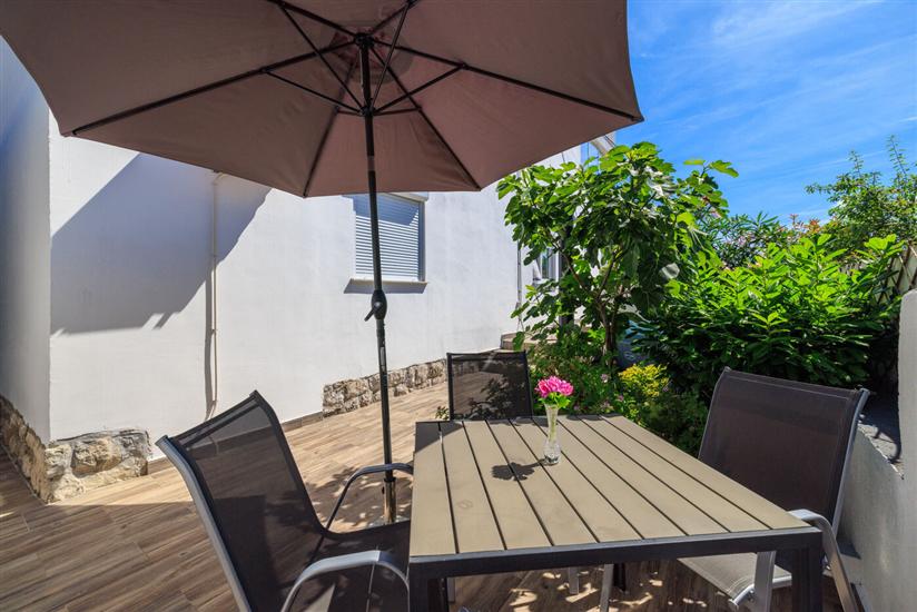 Apartment A1, for 3 persons