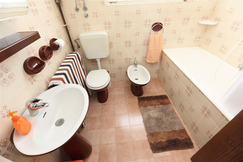 House K1, for 9 persons